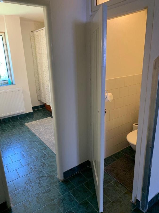 Pod Nachodskym Zamkem Appartement Buitenkant foto