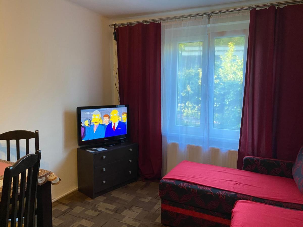 Pod Nachodskym Zamkem Appartement Buitenkant foto