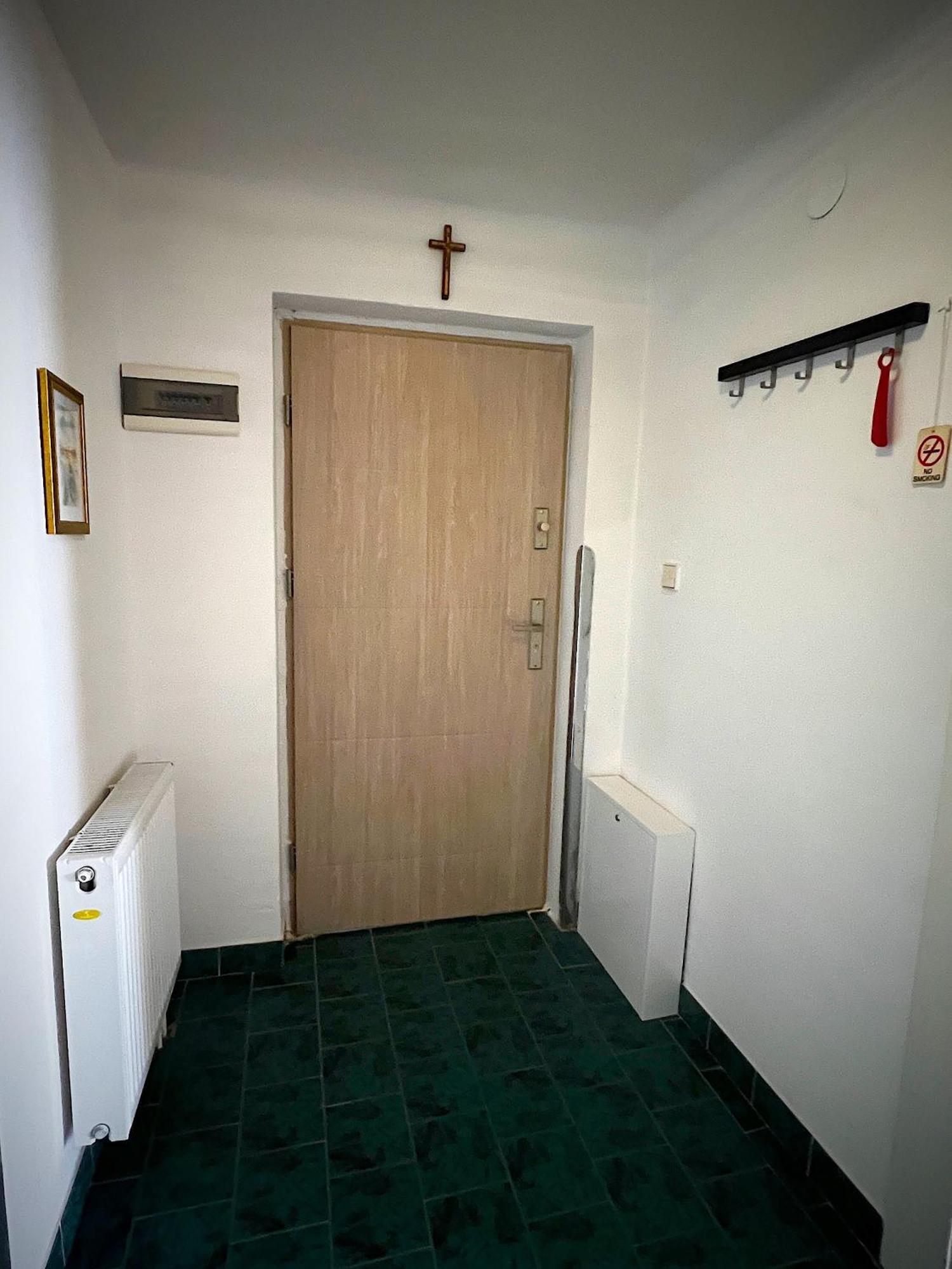 Pod Nachodskym Zamkem Appartement Buitenkant foto